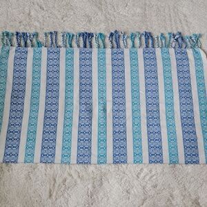 TOMMY HILFIGER  100% COTTON WHITE AND BLUE STRIPES BOHO FRINGED BLANKET